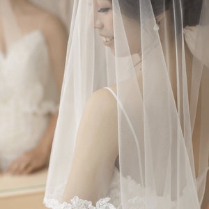 Bijou Vigne de cheveux minimaliste pour mariage Bandeau en perles pour mariée aux cheveux longs V0004 image 6