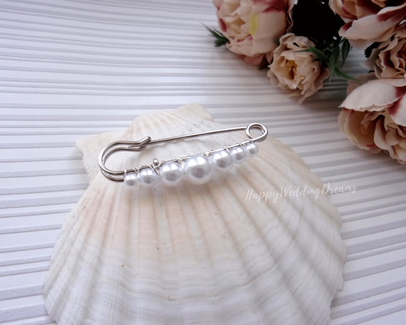 Pearl Wedding train pin, Bridal dress train clip, Pearl train brooch, Bridal gown back train brooch AT0002 画像 6