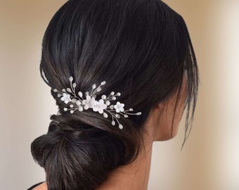 Floral pearl & crystal bridal hair comb, Wedding hair comb with white flowers, Pearl bridal hair piece PG0010