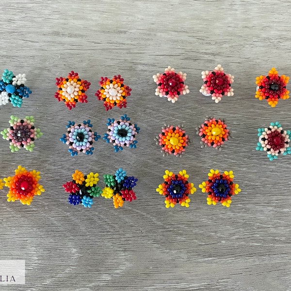 Mexican stud beaded earrings flower star shape. Huichol authentic earrings, perfect gift for her.