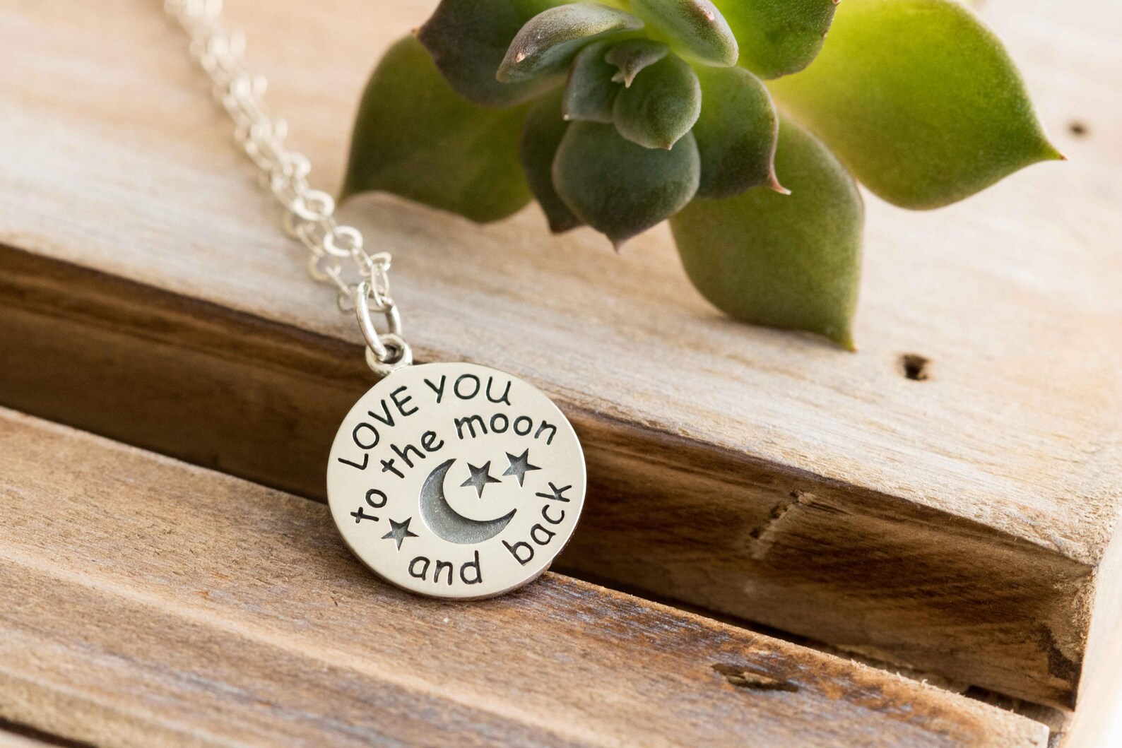 Love u to the moon and back necklace Outlet