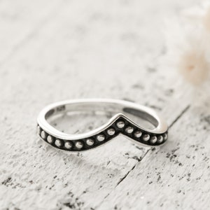 Sterling Silver Chevron Ring  •  Beaded Chevron Ring • Sterling Silver Ring Boho Style • V Ring for Women • Peaked Ring