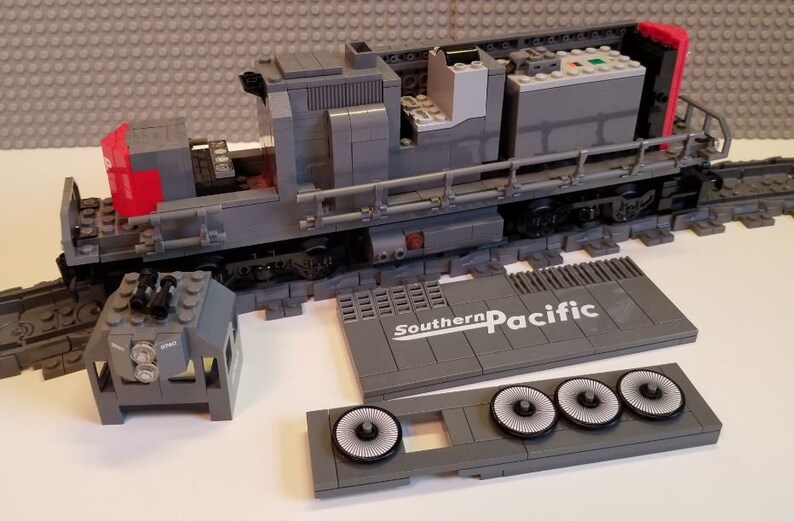 Custom Lego Train Southern Pacific GP40