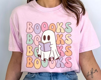 Spooky Boooks Ghost Halloween T-Shirt for Book Lovers Librarians or Teachers, Cute Fall Season Reading Shirt, Groovy Halloween Party Tee