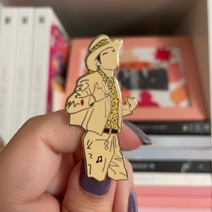 That That Yoongi Hard Enamel Pin, SUGA Pin, Agust D Enamel Pin