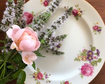 Vintage Dessert Plate With Flowers