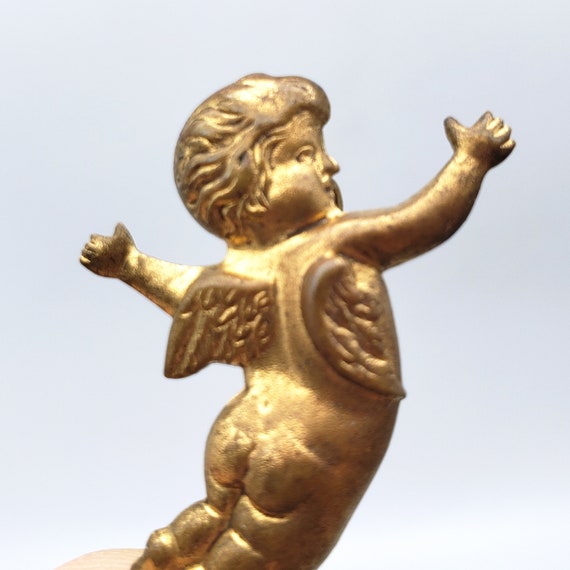 Vintage Cherub Pin Gold Brass Tone Flying Baby An… - image 2