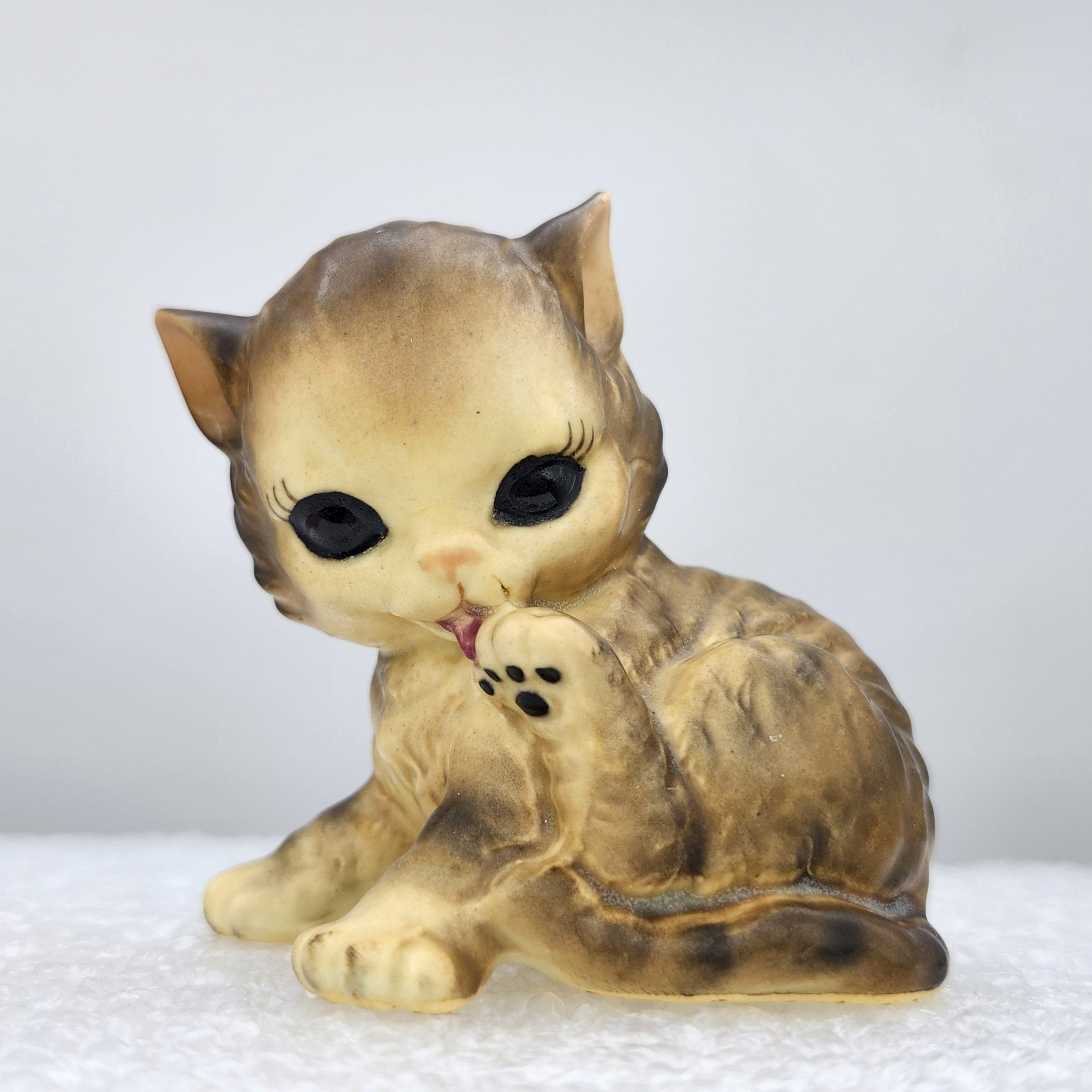 Ceramic Big Eye Cat - Etsy