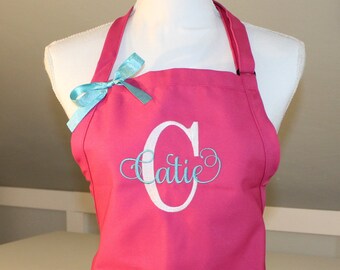 Monogrammed Apron with Letter and Name -  Perfect Gift  - Personalized Apron - Embroidered Apron - Gift for Her - Monogrammed Apron