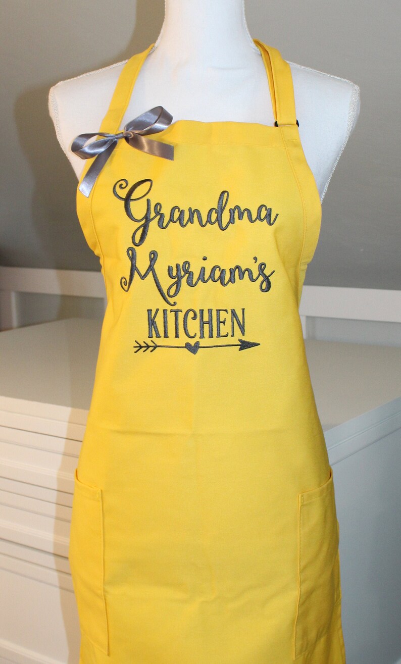 Grandma's Kitchen Apron Personalized With Grandma Name Etsy