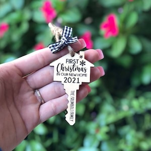2021-2025 Key SVG-bestand, eerste kerst in ons nieuwe huis lasergesneden bestand, Cricut ontwerpbestand, GlowForge laser SVG, kerstornamentbestand