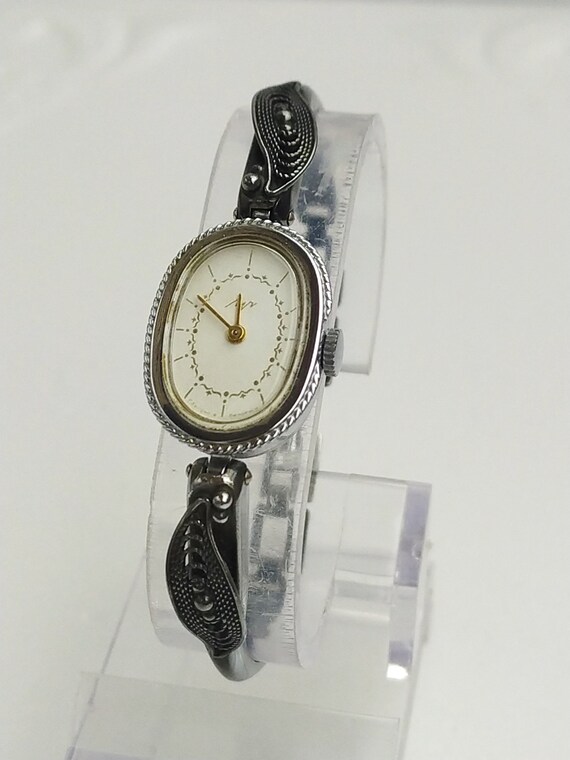 luch ladies watch vintage Gem