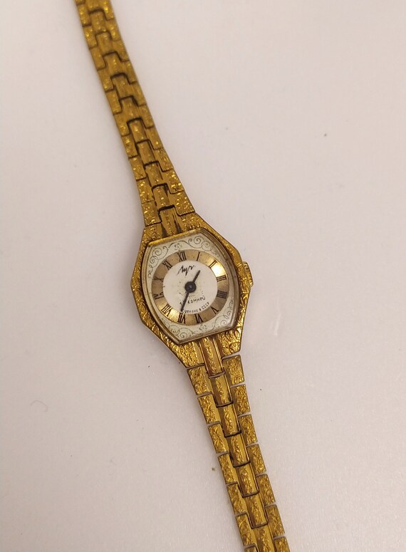 Wind up watch RAY, Vintage ladies watch Luch, Russia … Gem