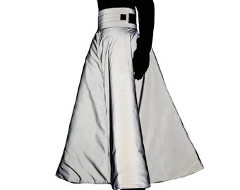Waterproof Reflective Riding Skirt: Warm Hi Viz Equestrian Wear for Women