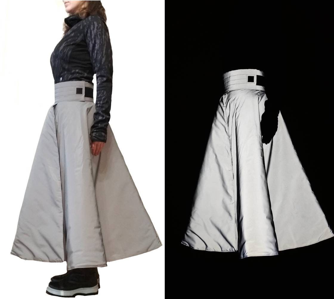 reflective floor skirt
