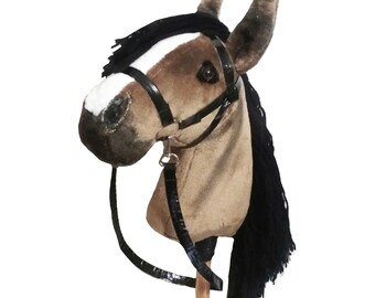 Bay hobby horse on a stick for kids | Brown hobbyhorse black mane