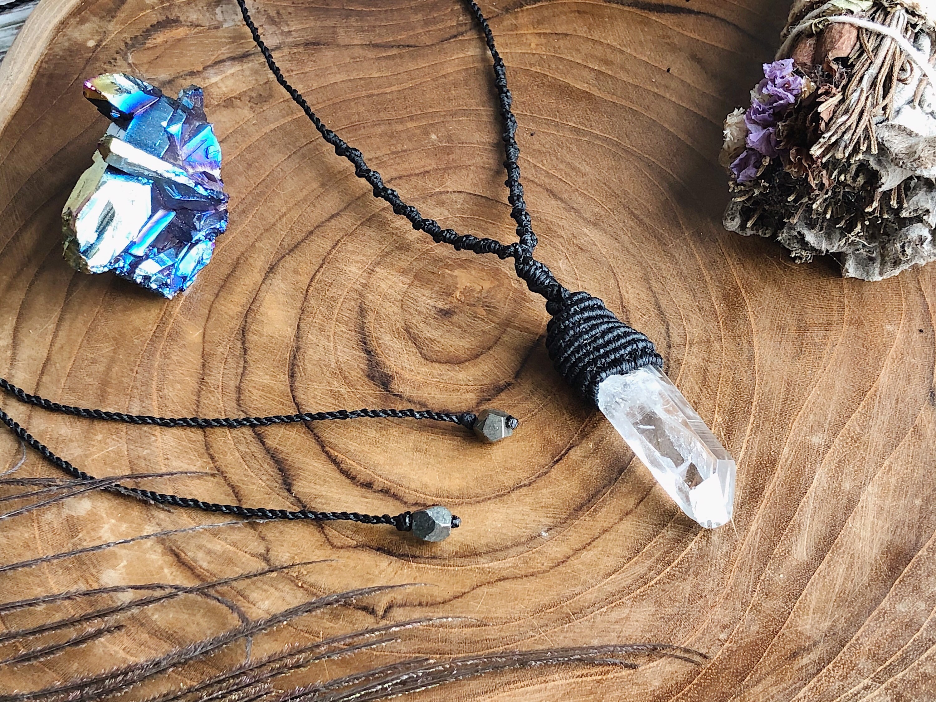 Clear Quartz Amulet - Men’s Clarity Amulet - Manifestation Necklace - Macrame Necklace - Crystal Clear Quartz Wand - Channeler's Amulet