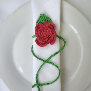 Set di 6 tovaglioli con rose e foglie, stile shabby chic, set all'uncinetto, decorazione da tavola, fiori all'uncinetto, decorazioni per esterni, utile regalo per la casa.