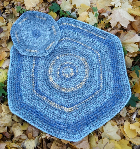 Blue Gradient Crocheted Hexagon Rug About 30 Inches in Etsy