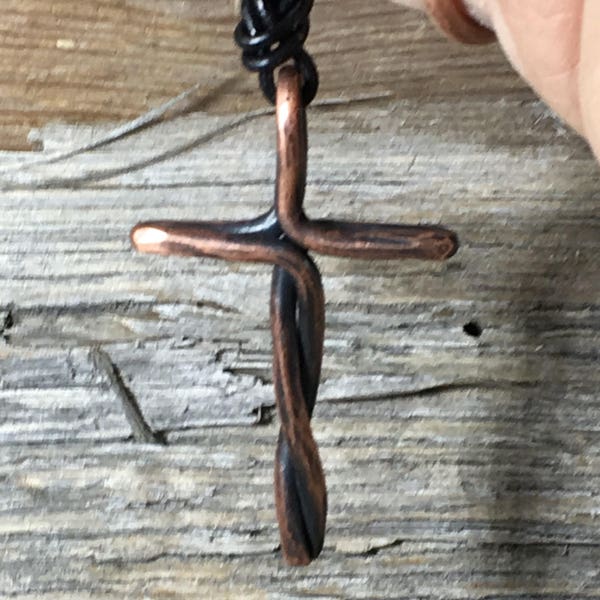 Twisted Copper Cross Neckless - Hammered Copper Cross - Cross Pendent