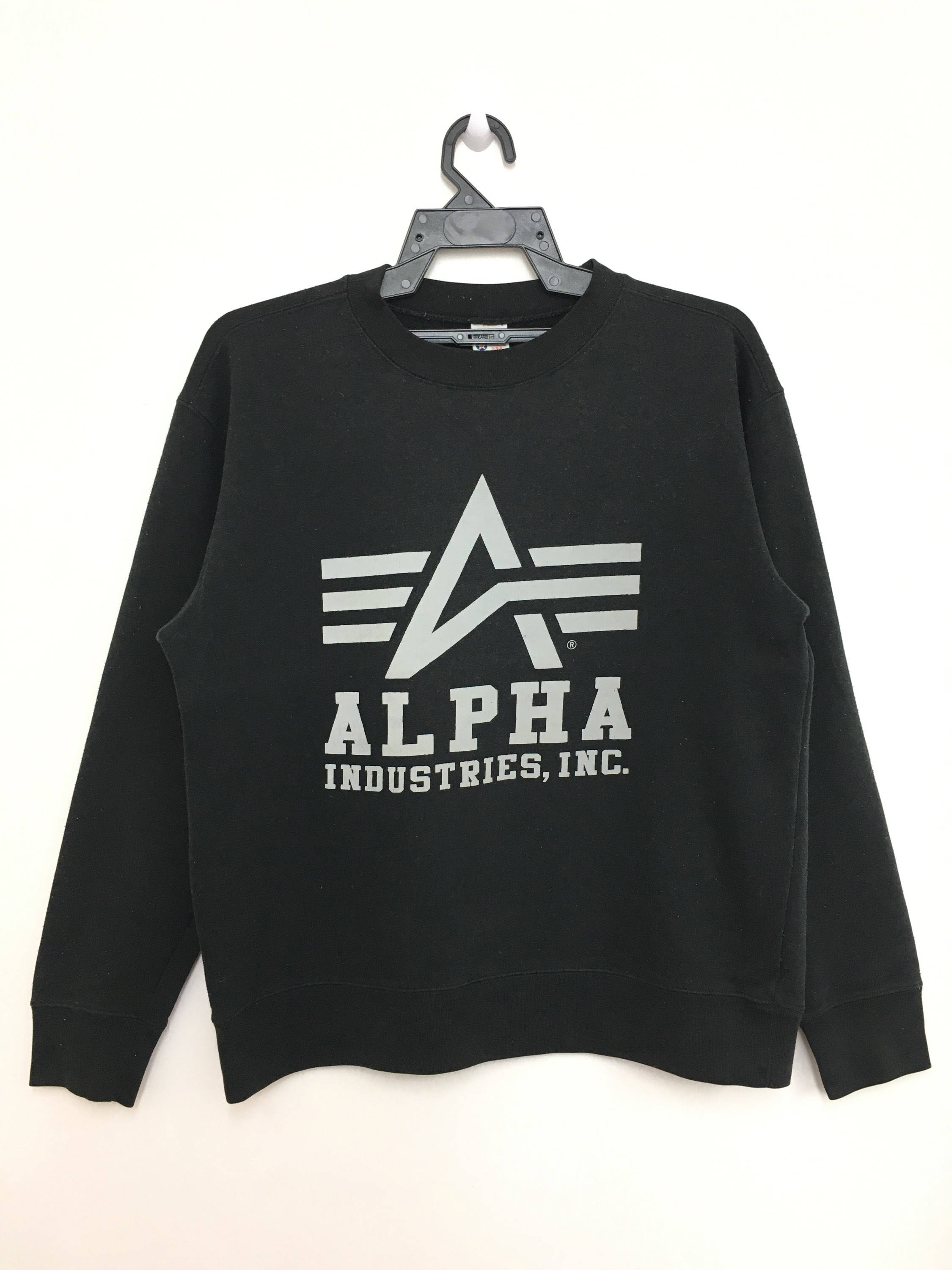 Etsy INDUSTRIES Inc Medium Sale - ALPHA Sweatshirt Black Pullover Size Color