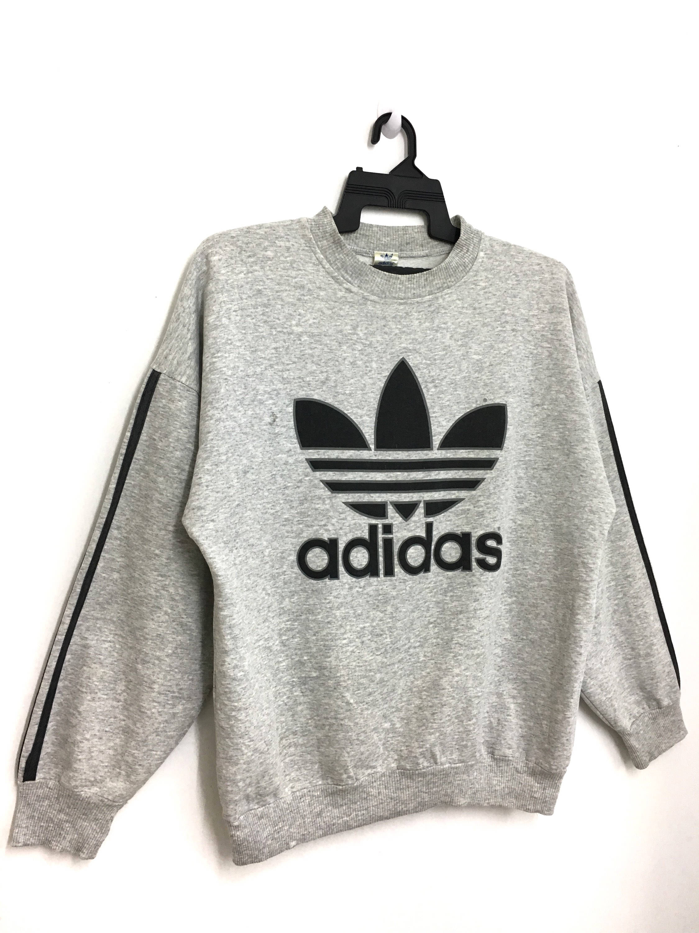 adidas  vintage  broken  sweat CANADA  L