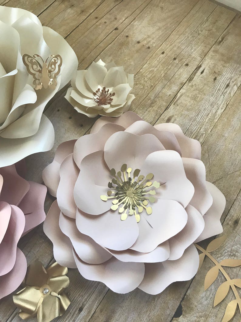 Paper Flowers Backdrop Set of 14 Items Etsy