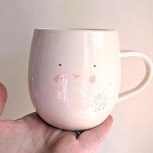 Bunny mug rabbit cup with daisies, handmade ceramic gift idea in white clay, for tea, coffee, rabbit & lover with little tail