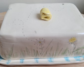 Handmade butter dish with flowers, blue gingham and bee, wild flowers and blue check butter holderi