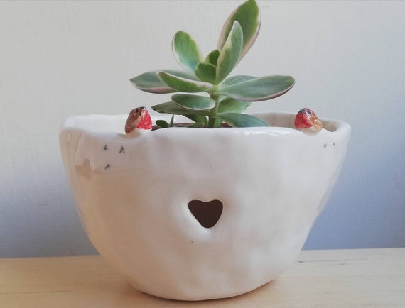 Tealight candle holder with 2 robins and heart handmade ceramic tea light or planter with sculpted birds - handmade pottery bird lover gift