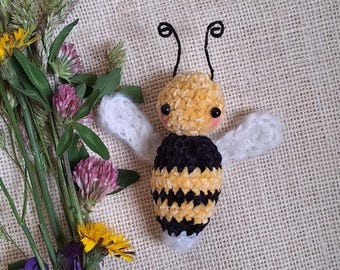 Bee Amigurumi Crochet Pattern: Easy Beginner Nursery (PDF Pattern)