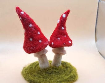 Needle Felted Toadstool: Beginner DIY (PDF Download)