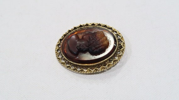 Victorian tortoise shell cameo pendant/brooch - image 4
