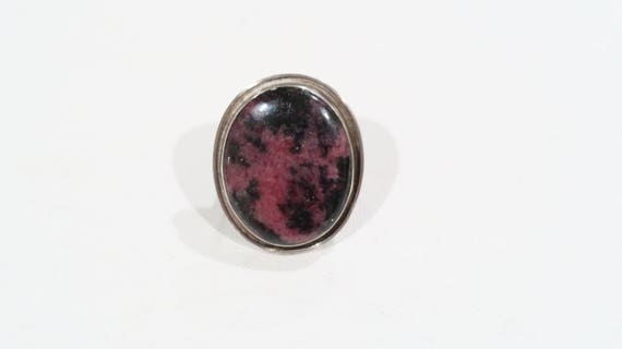 Vintage sterling rhodonite ring