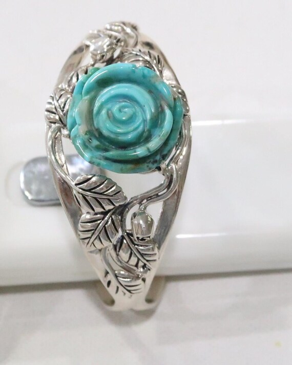 925 BBJ Bangkok Ratnaraj Jewelers Carved Turquoise Rose Sterling