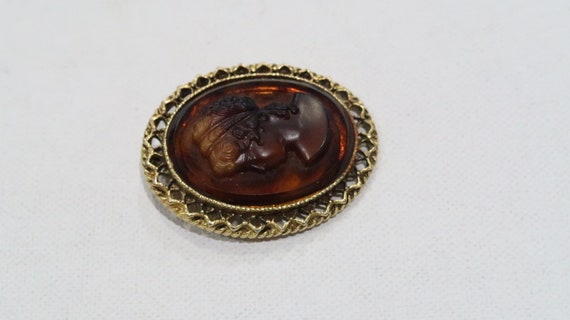 Victorian tortoise shell cameo pendant/brooch - image 5