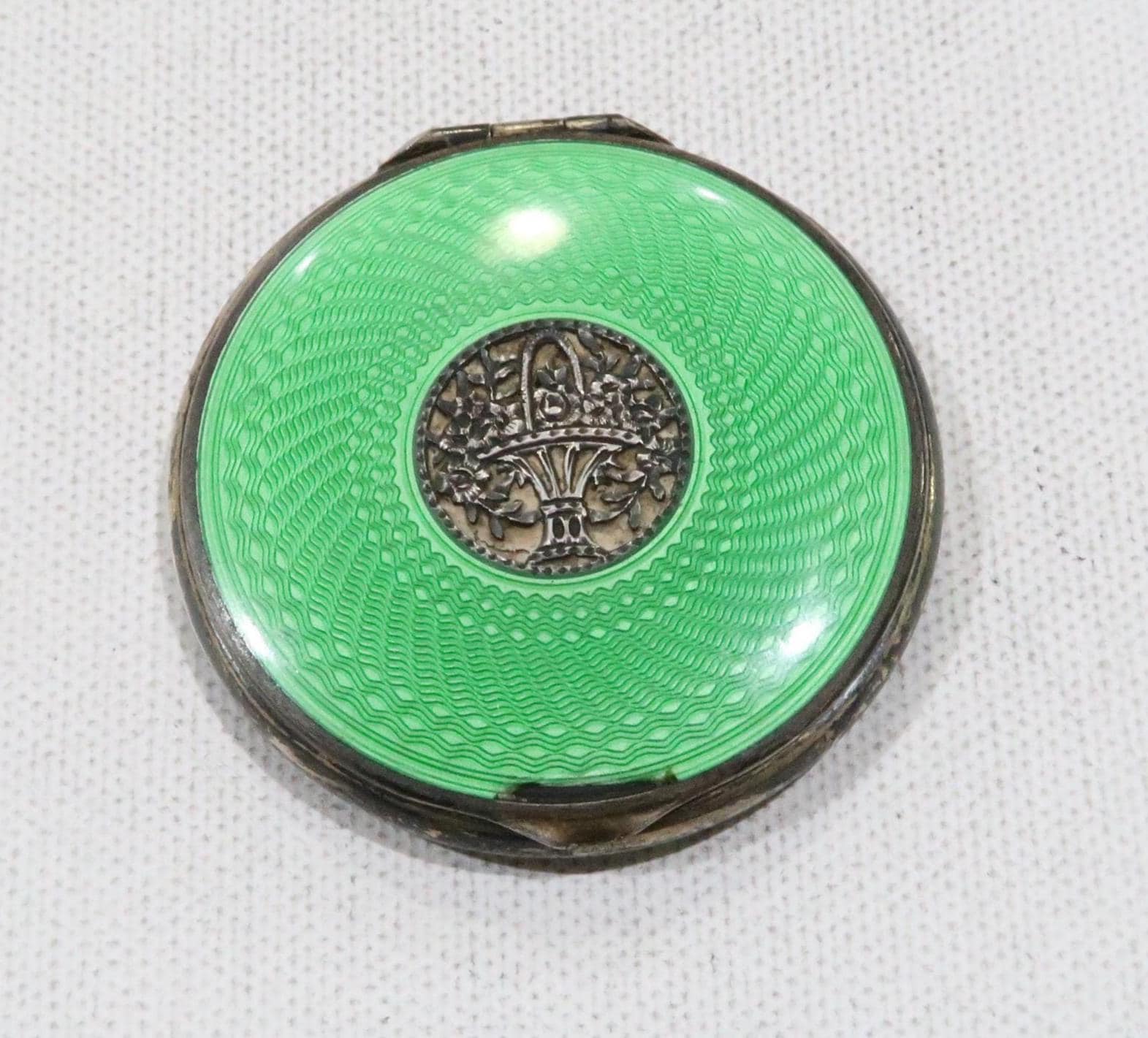 Stunning sterling silver green guilloche enamel Made in Austria compact with a tree of life