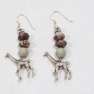 Einzigartige Sterling Giraffe Ohrringe mit Jaspis Perlen