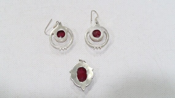 Sterling ruby earrings and pendant set - image 5