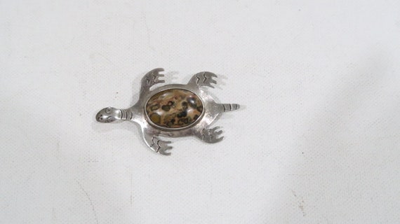 Sterling Mexico C11 jasper turtle brooch - image 3