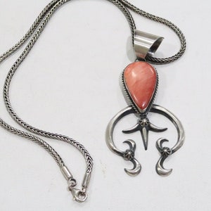 Enorme Chimney Butte Sterling spinoso oyster naja collana ciondolo