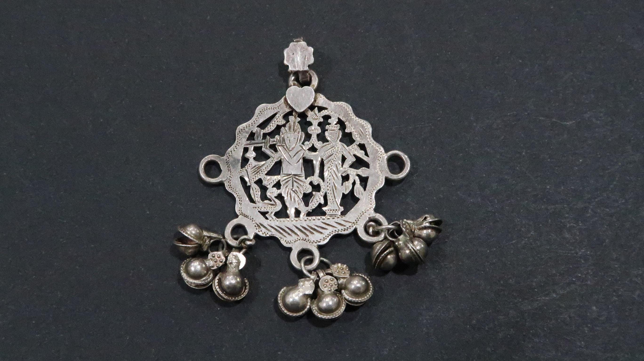 クリシュナ神とその仲間のラダを描いた美しいヴィンテージのインド製