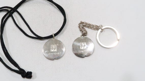 Greek designer Zolotas maze modernist pendant nec… - image 2