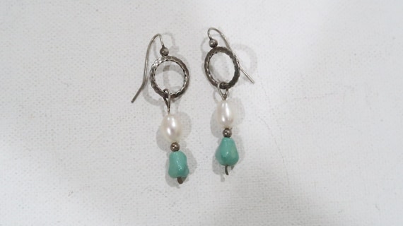 Beautiful vintage turquoise and pearl sterling ea… - image 2