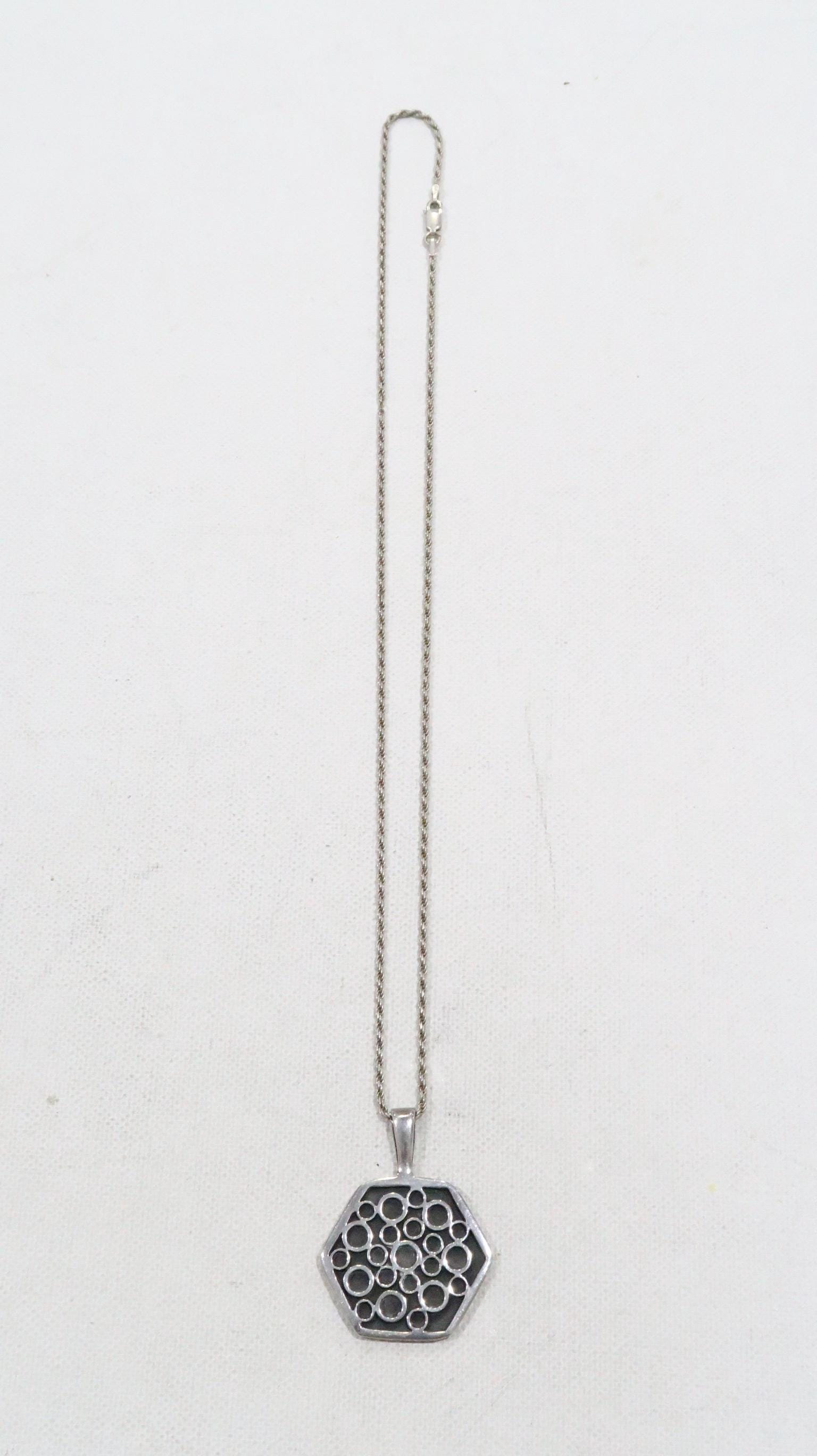 ★早期完売★STONEHENgE★Silver Cylinder Necklace SC25A20E Montana Silversmiths Stone Cross Necklace - Silver NC3239
