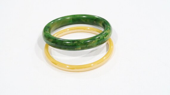 Two bakelite bangles - image 8