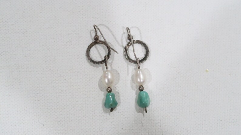 Beautiful vintage turquoise and pearl sterling earrings image 5