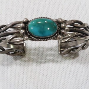 Vintage 900 silver beautiful turquoise cuff bracelet size 5-5.5
