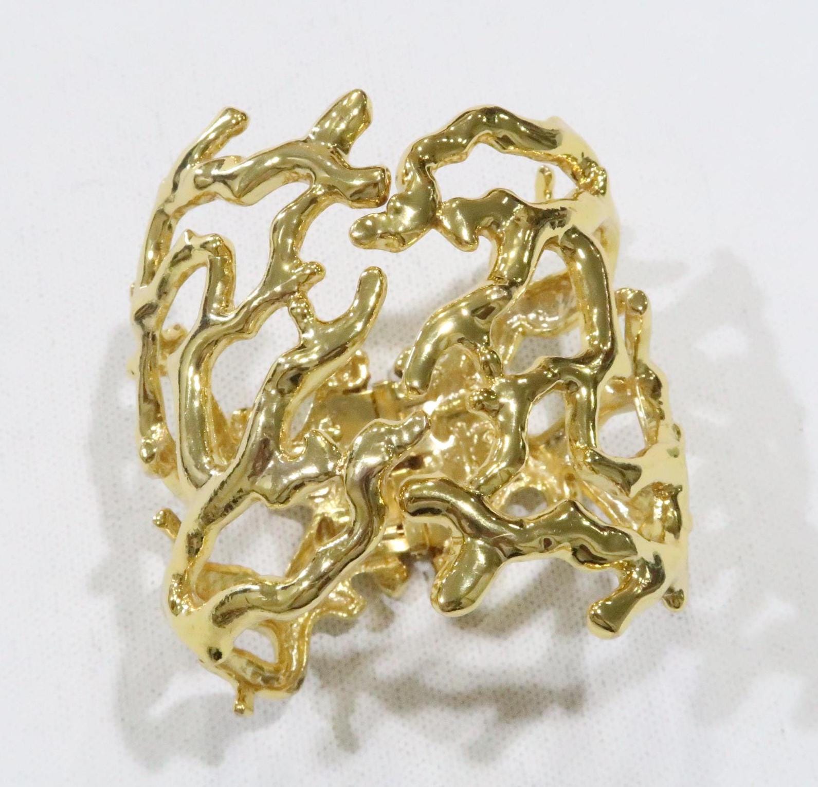 Stunning brand new KJL coral 22K gold plated coral cuff size 6