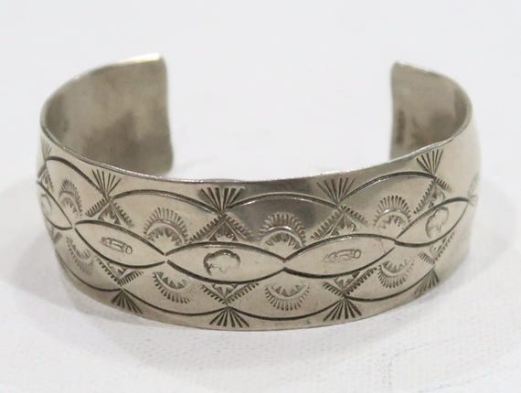 Exquisite Vintage Native American Navajo Leander Tahe Sterling Silver Geometric Bracelet Old Exquisite Vintage Native American Navajo Leander Tahe Sterling Silver Geometric Bracelet Old